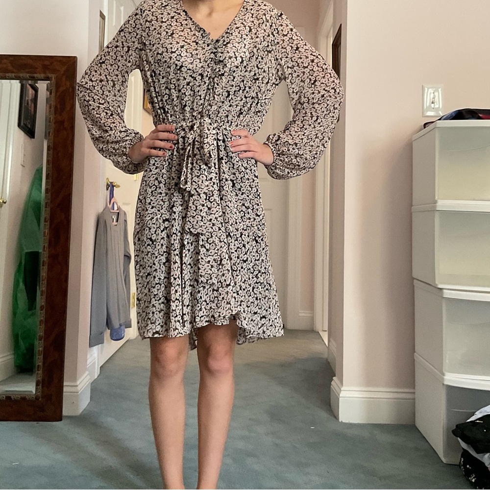 White House Black Market Black and White Floral Long Sleeve Dress
